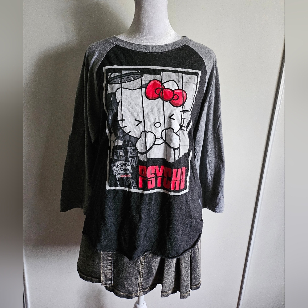 Hello Kitty Universal Studios Exlusive Psycho Bla… - image 1